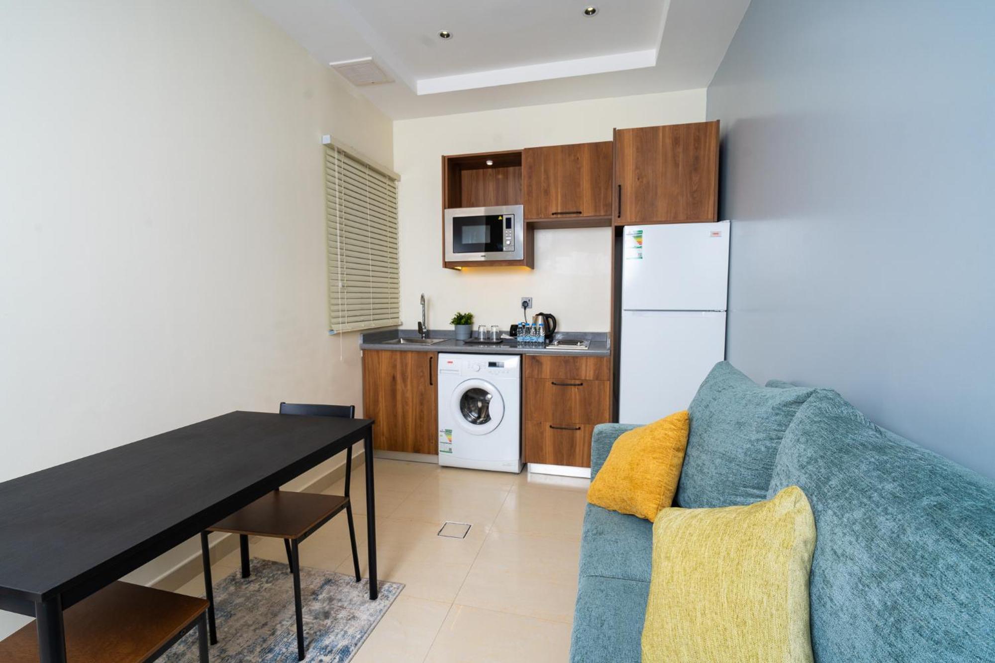 Vivian Park Al-Aziziya Aparthotel Рияд Екстериор снимка