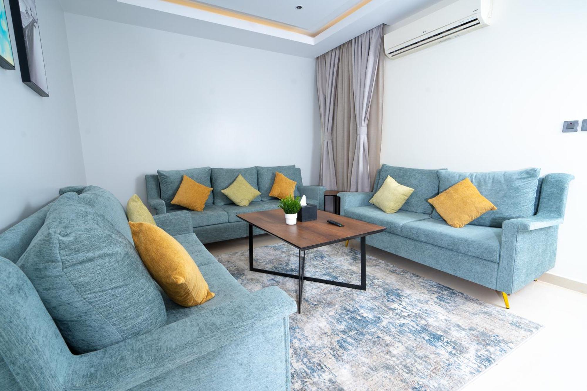 Vivian Park Al-Aziziya Aparthotel Рияд Екстериор снимка