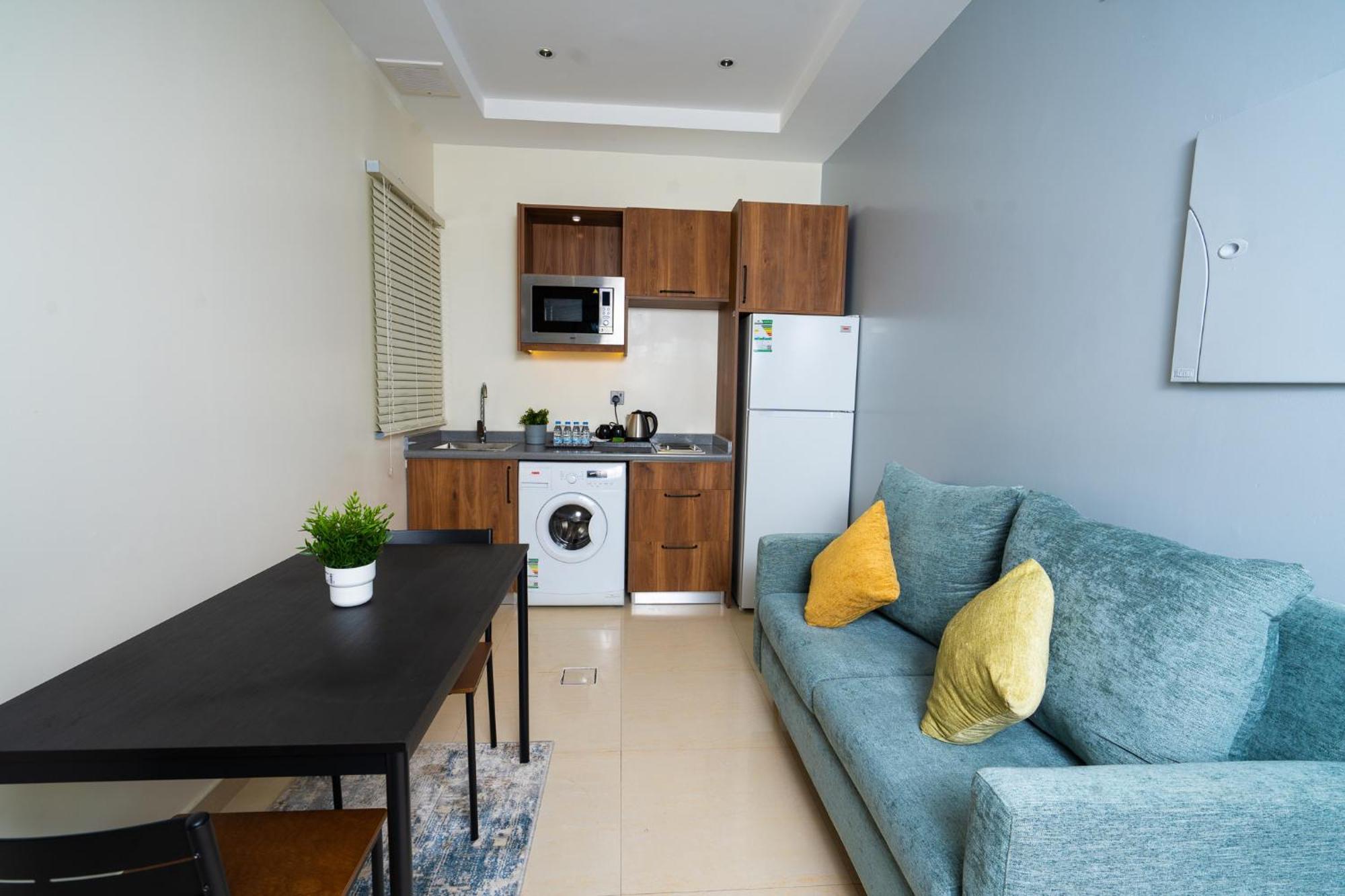 Vivian Park Al-Aziziya Aparthotel Рияд Екстериор снимка